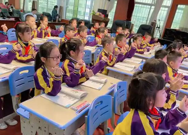 教育优质均衡开展的中心引擎曾经的教育方法或许更重视常识灌注 教育优质均衡开展的中心引擎曾经的教育方法或许更重视常识灌注