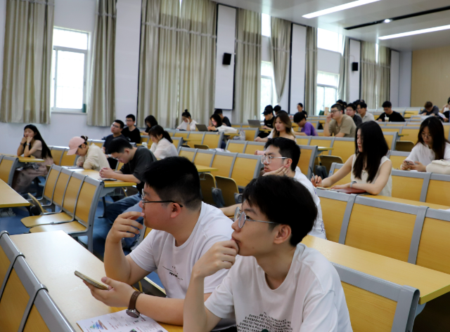 核心的就业育人主题教育引导毕业生树立积极求职心态 核心的就业育人主题教育引导毕业生树立积极求职心态